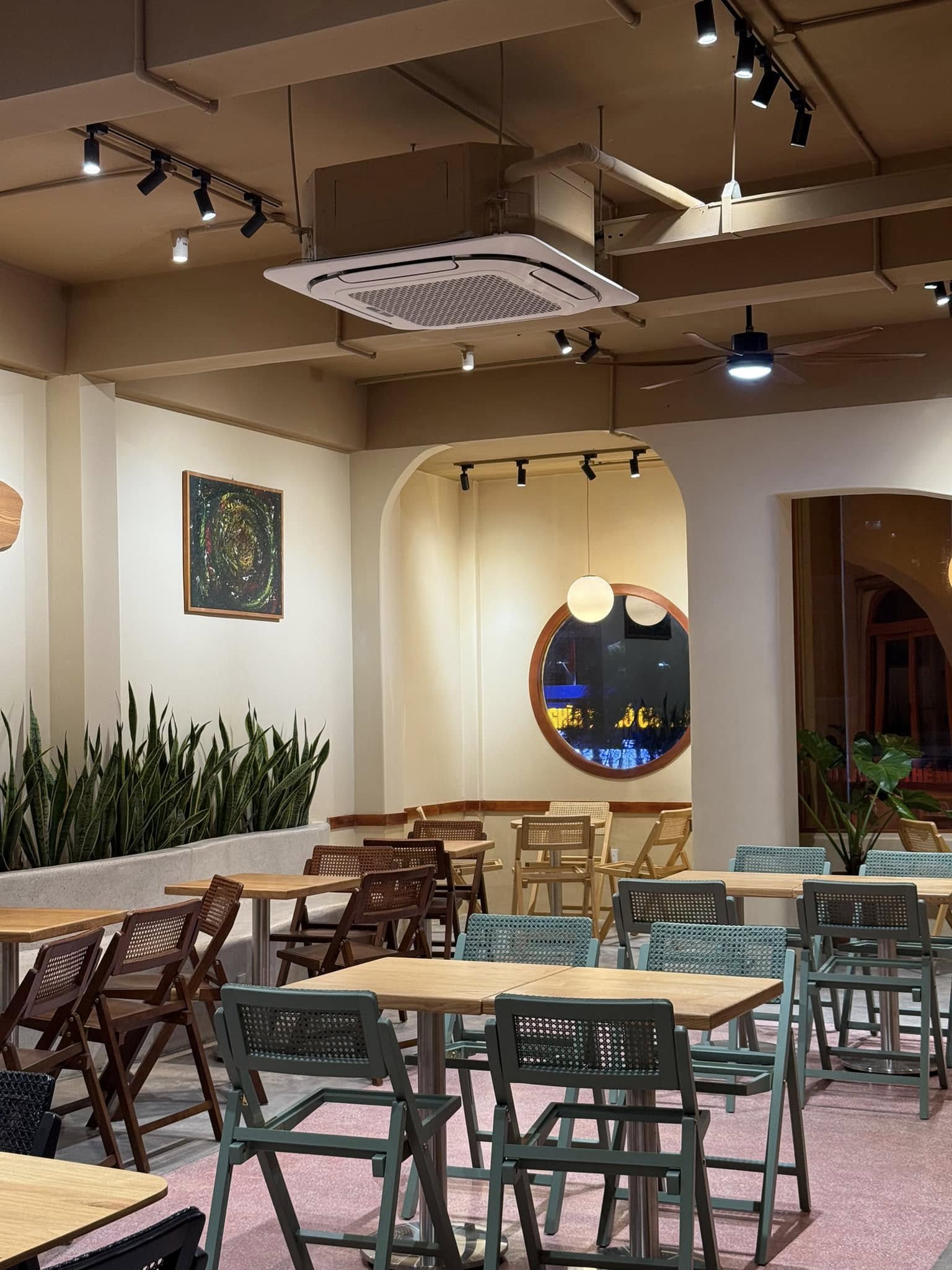 Kong's Tea Instagram