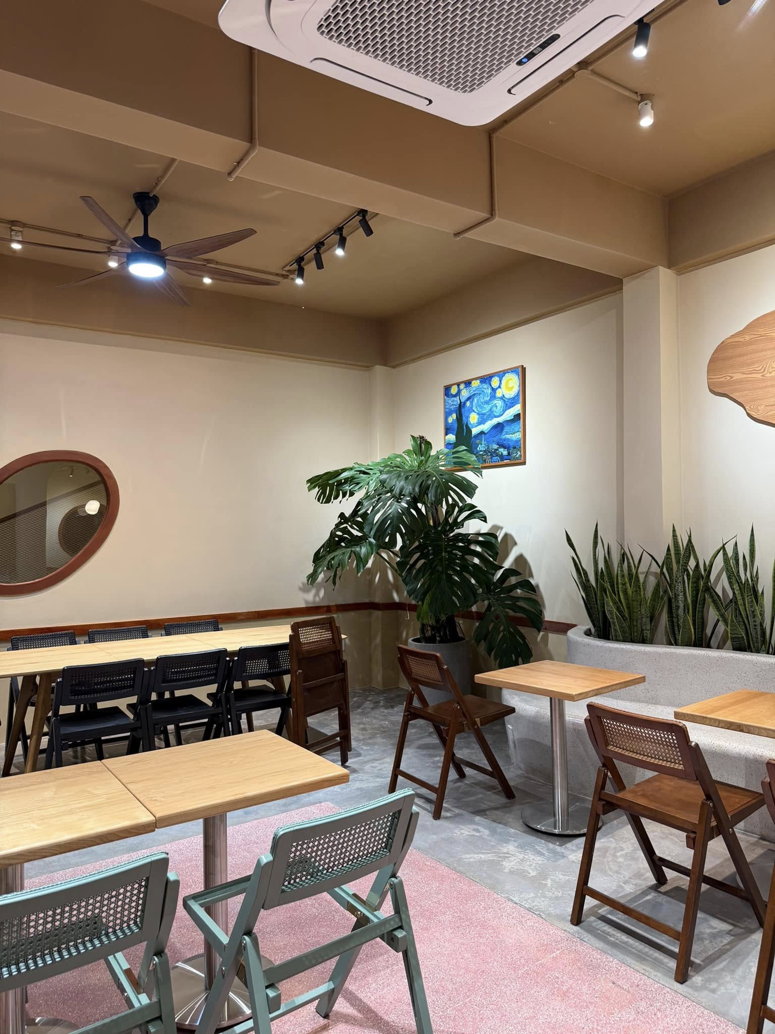 Kong's Tea Instagram